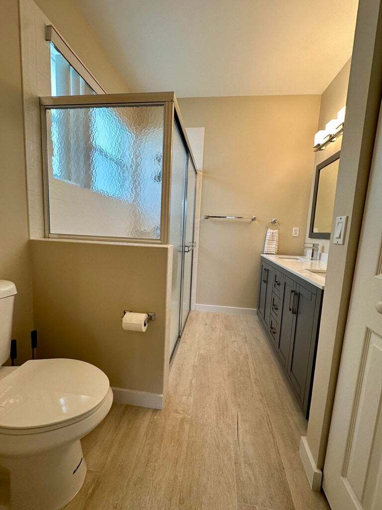 Building Photo - 5791 Island Reach Ln