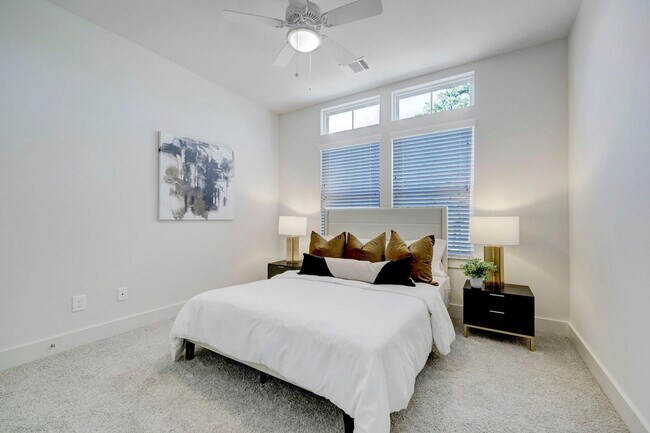Building Photo - Contemporary Comfort with Designer Finishes