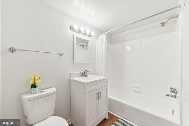 Building Photo - 6719 Baron Rd