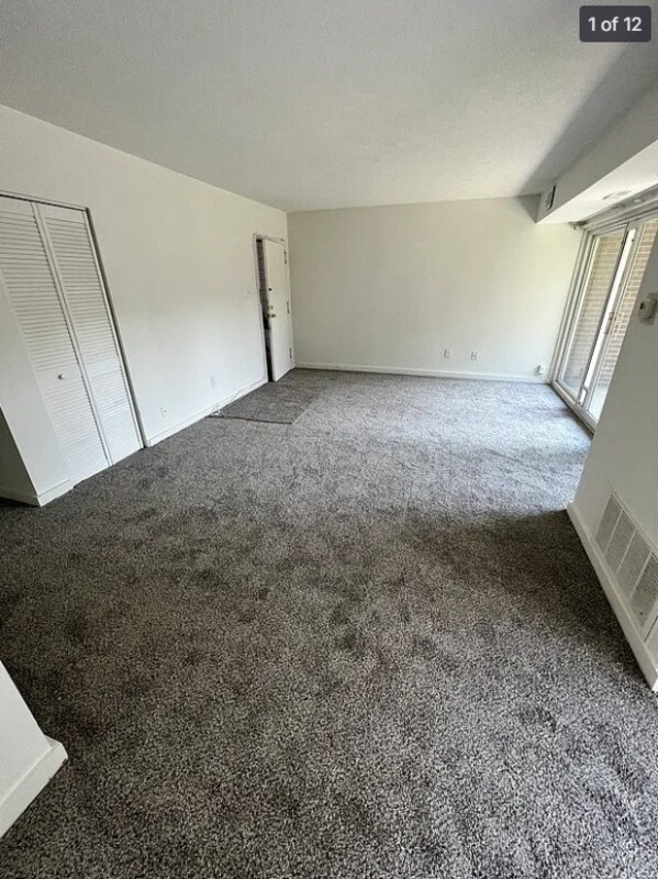 Building Photo - 5212 Castlewood Rd