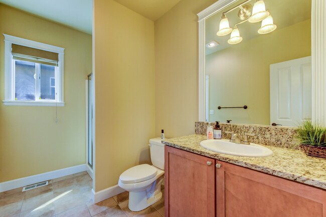 Building Photo - 27210 104th Ave SE