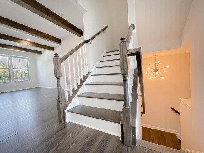 Building Photo - 10132 Dorsey Ln