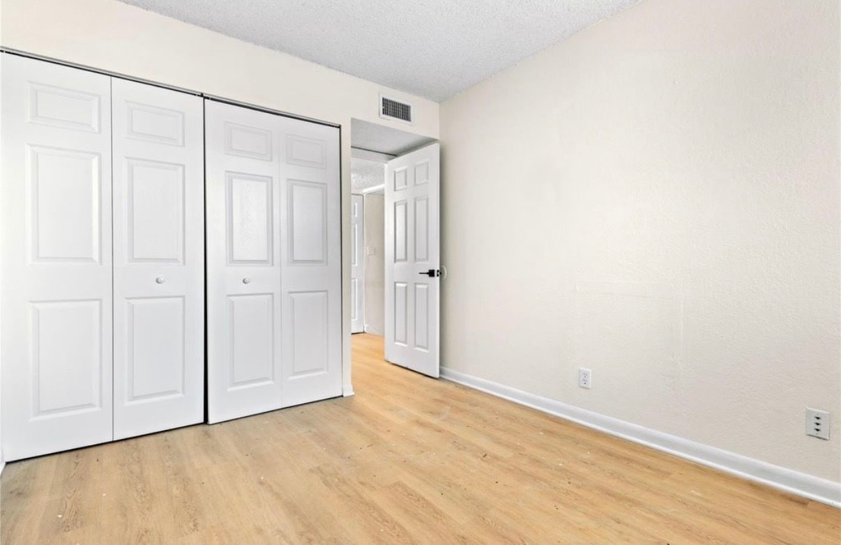 Building Photo - 3750 NW 115th Way