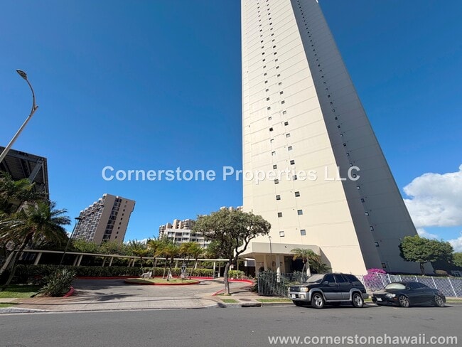 Building Photo - 990 Ala Nanala St