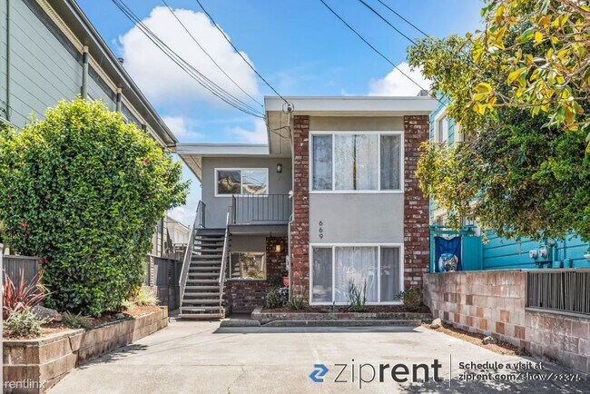 Building Photo - 3 br, 1 bath House - 669 33rd Street, Oakl...