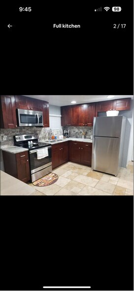 Building Photo - 13 brandonwood