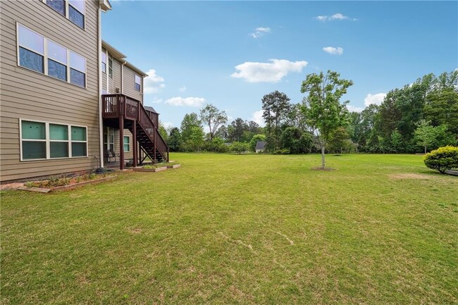 Building Photo - 5230 Edgebrook Dr