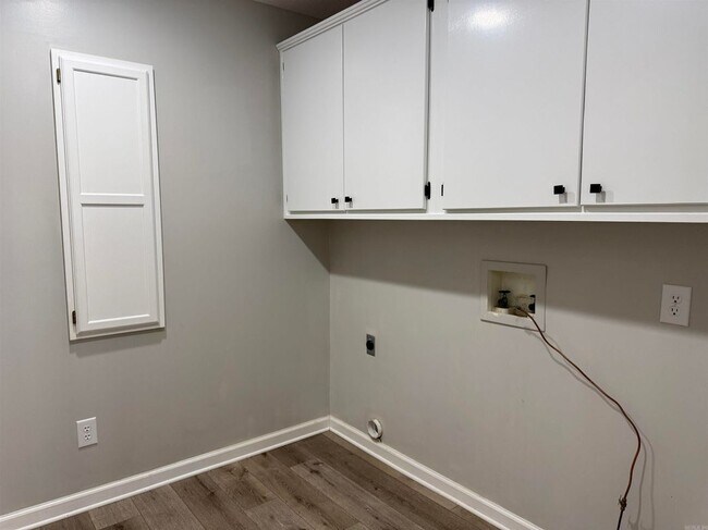Building Photo - 1 Enclave Cir