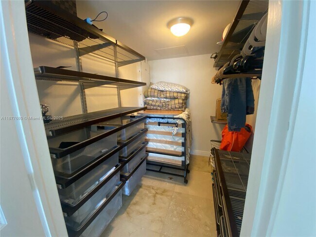 Building Photo - 10275 Collins Ave