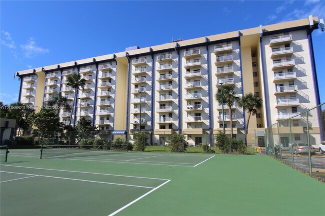 Building Photo - 4550 NW 9th St