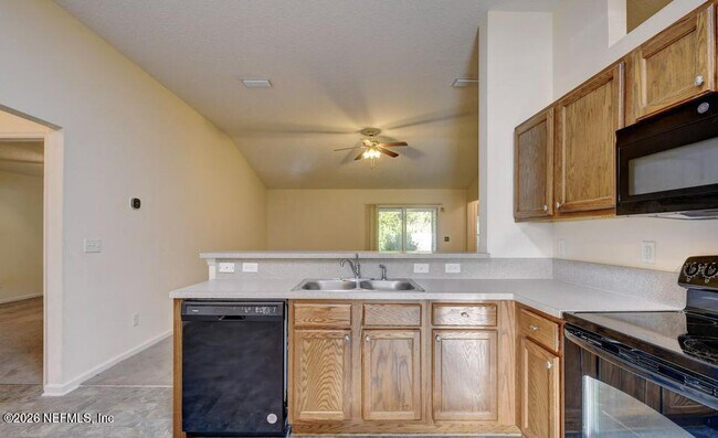 Building Photo - 8648 Floorstone Mill Dr