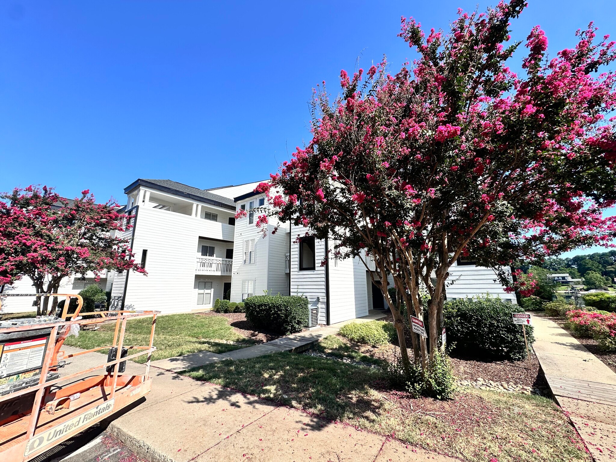 Building Photo - 18713 Vineyard Point Ln