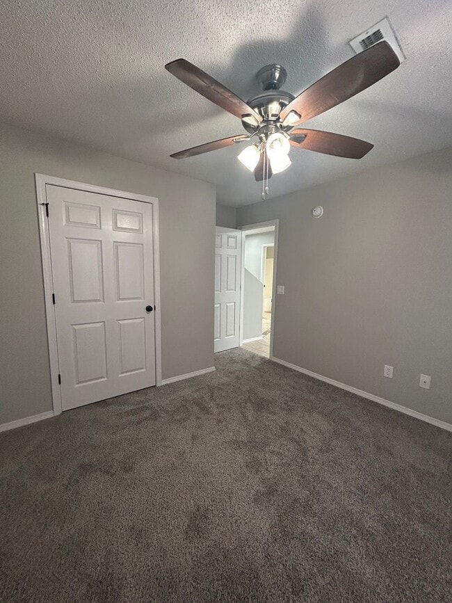 Building Photo - 3302 SW Landau Ct