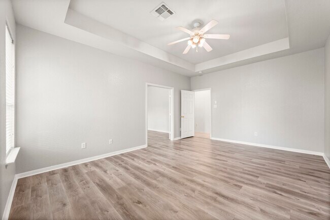 Building Photo - 167 N Whistlers Bend Cir