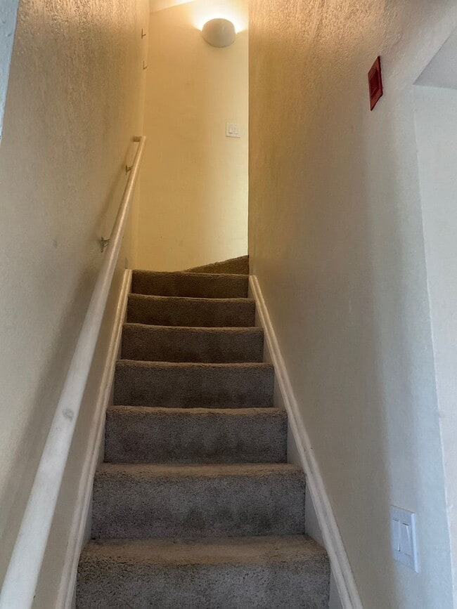 Building Photo - Pre lease !!