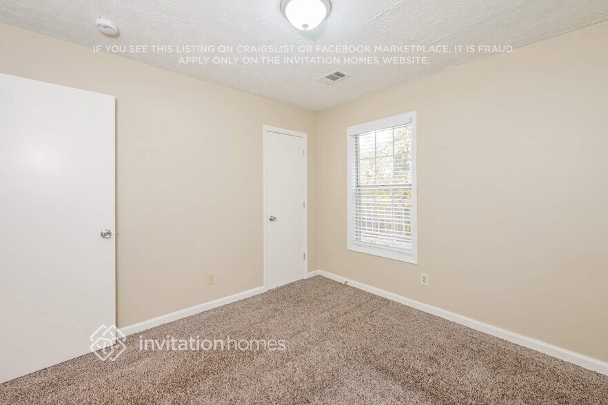 Building Photo - 1210 Opal Cir