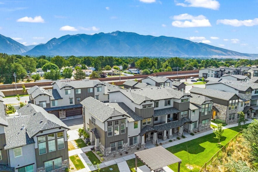 Building Photo - 10374 S Sage Canal Way