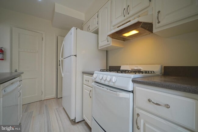 Building Photo - 2161 N Brandywine St