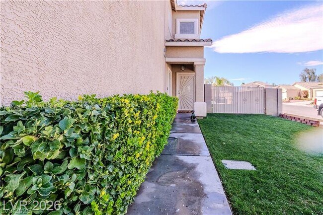 Building Photo - 8539 Rocky Hillside Ct