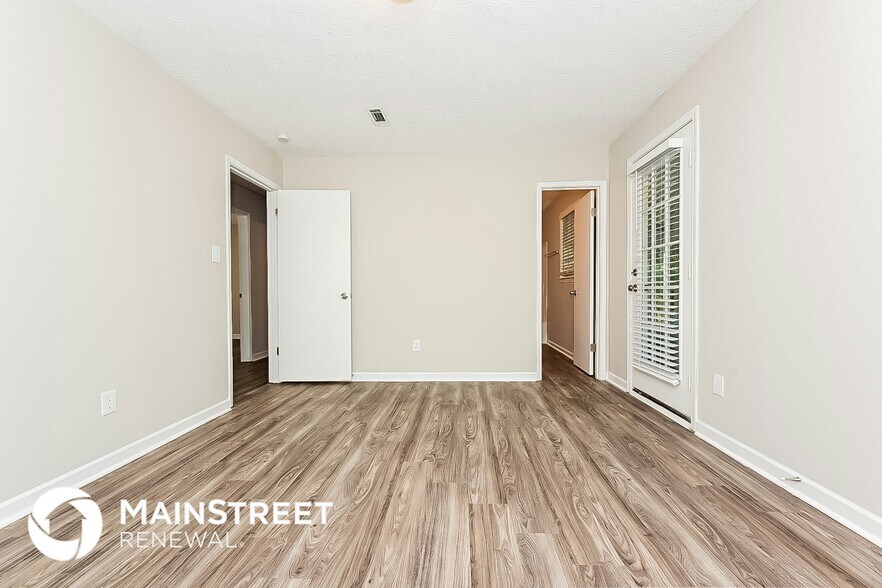 Building Photo - 2260 Hammond Ct