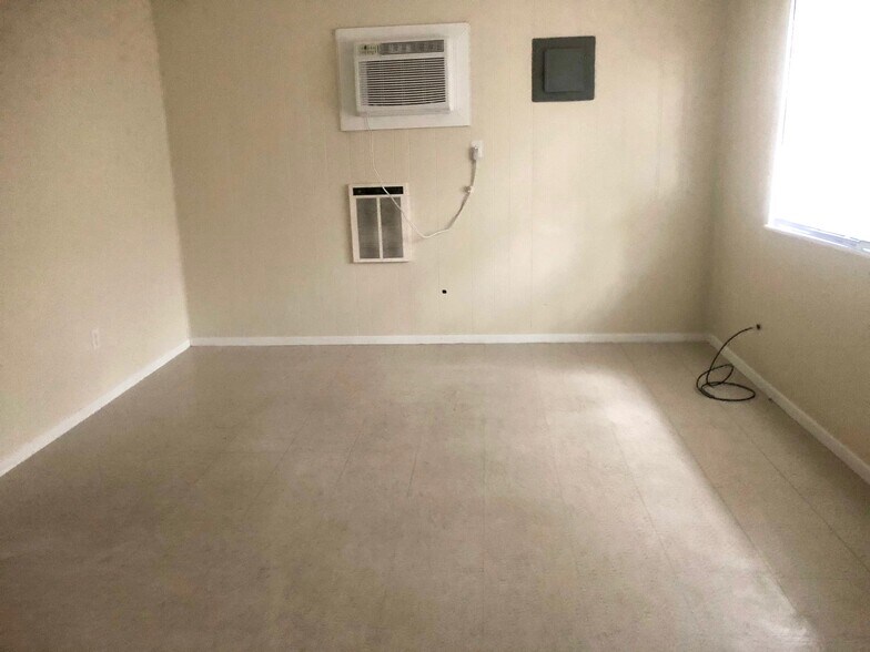 Building Photo - 45508 Sciara Ln