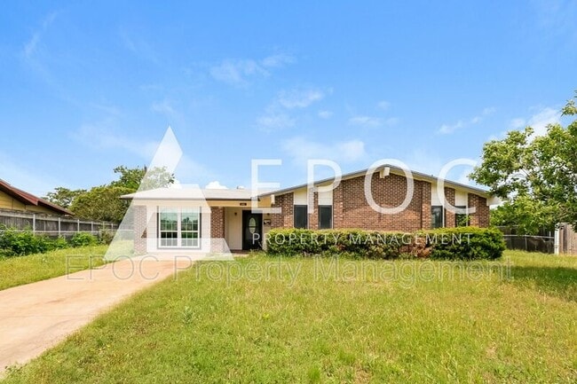Primary Photo - 1101 Swope Dr