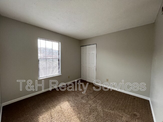 Building Photo - 5155 Brouse Ct