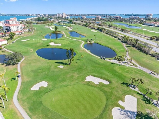 Building Photo - 6025 Sun Blvd