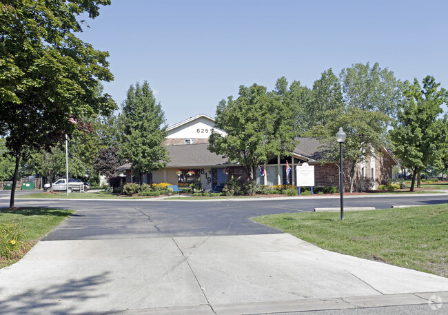 Primary Photo - Bluewater Townhouses