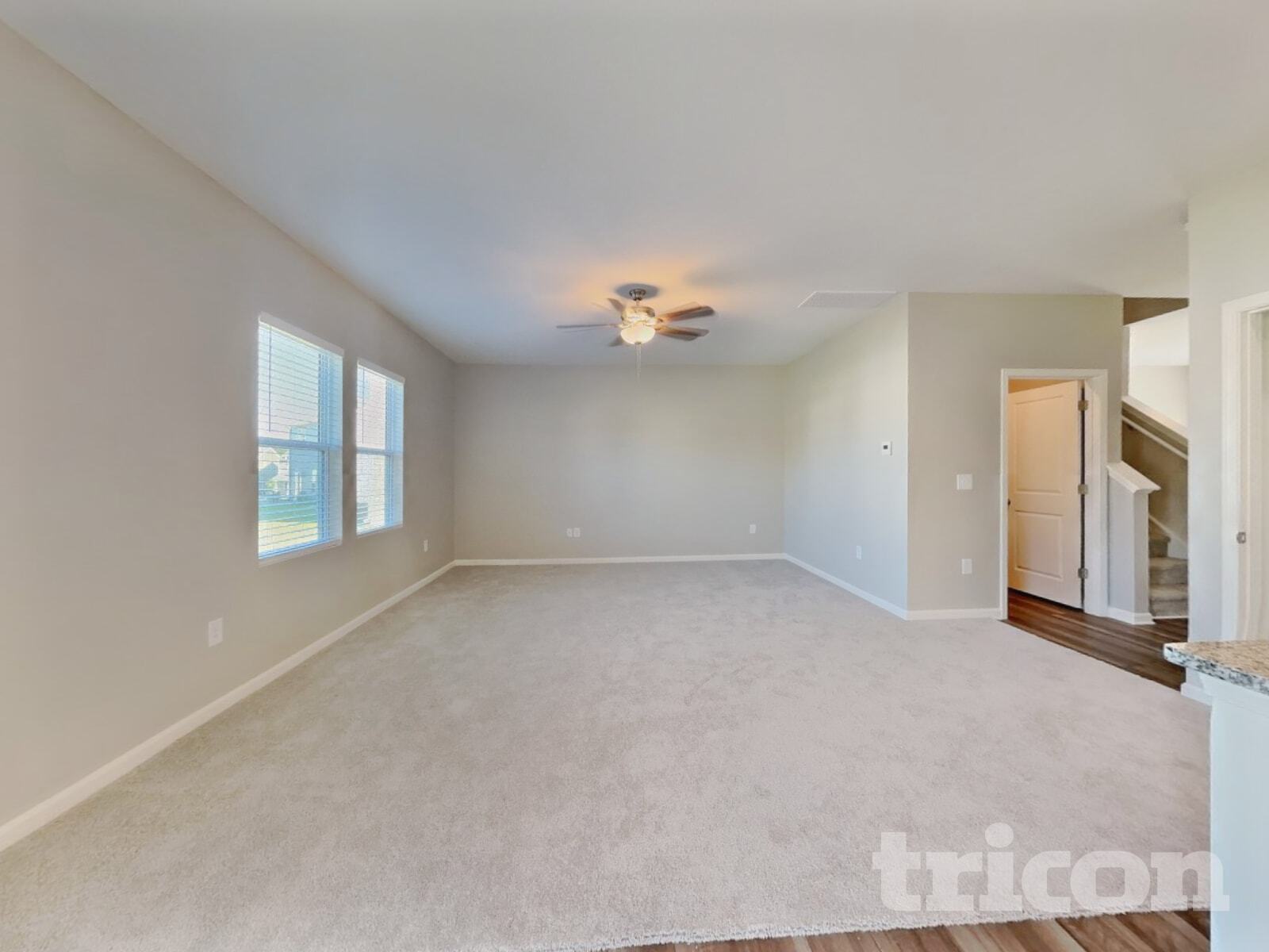 Building Photo - 152 Gladstone Loop