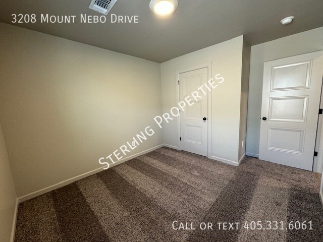 Building Photo - 3208 Mt Nebo Dr