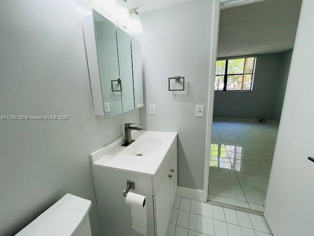 Building Photo - 8006 SW 149th Ave