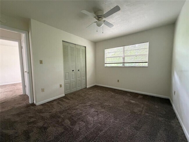 Building Photo - 3924 SW 26th Dr