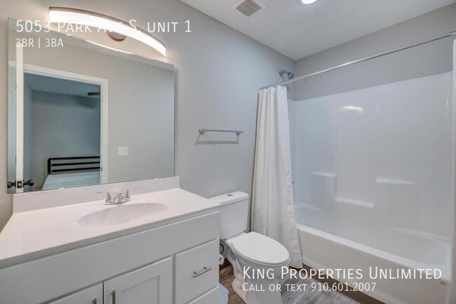 Building Photo - 5053 Park Ave