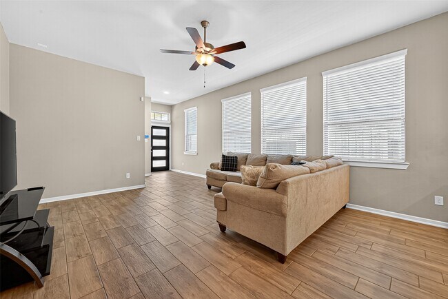 Building Photo - 31130 Cardrona Peak Pl