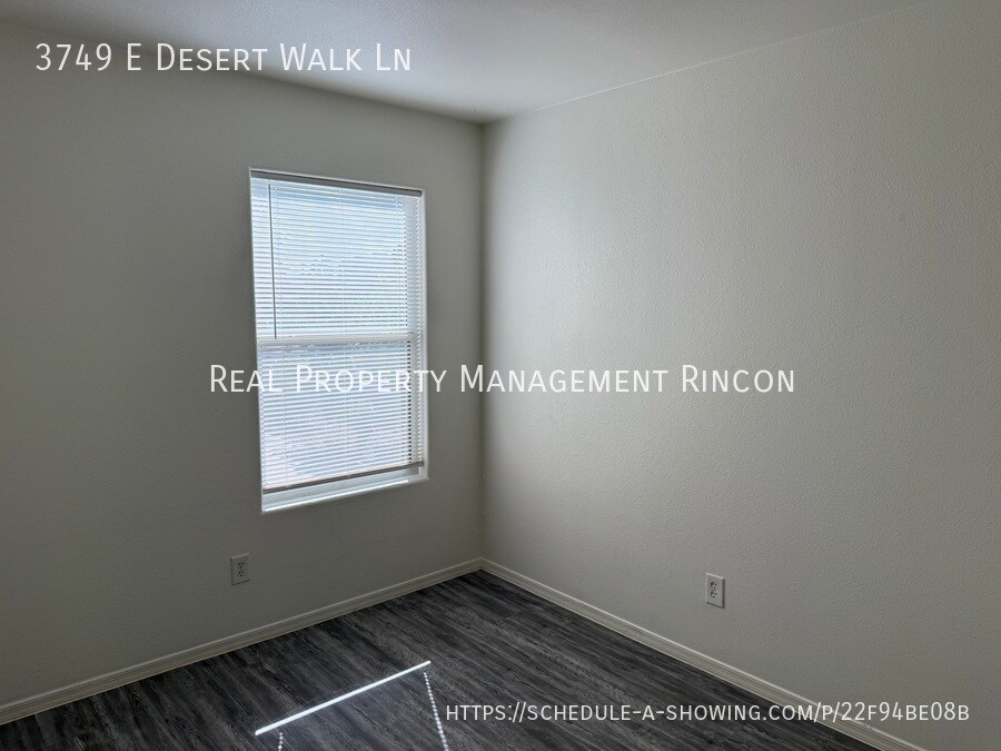 Building Photo - 3749 E Desert Walk Ln