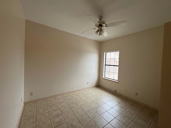 Building Photo - 4419 Springfield Ave