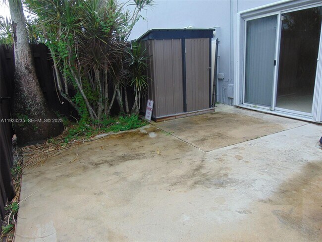 Building Photo - 1774 SW 81st Terrace