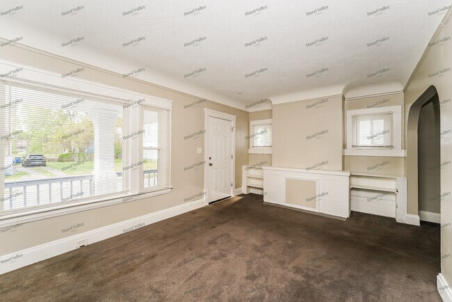 Building Photo - 10811 Sprague Ave
