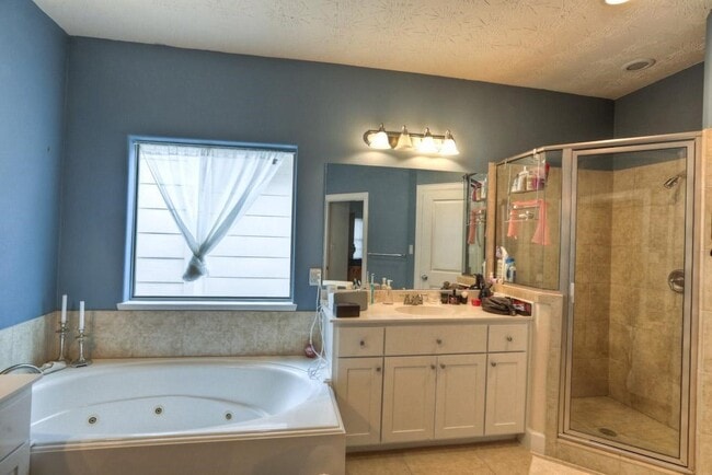 Building Photo - 1315 Birdsall St