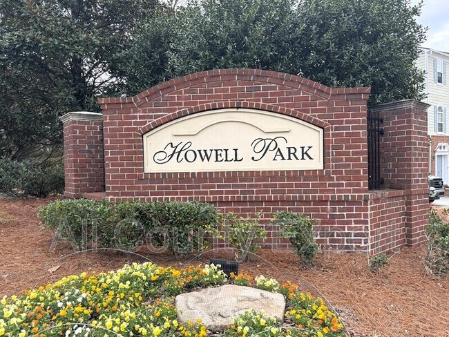 Building Photo - 4123 Howell Park Rd