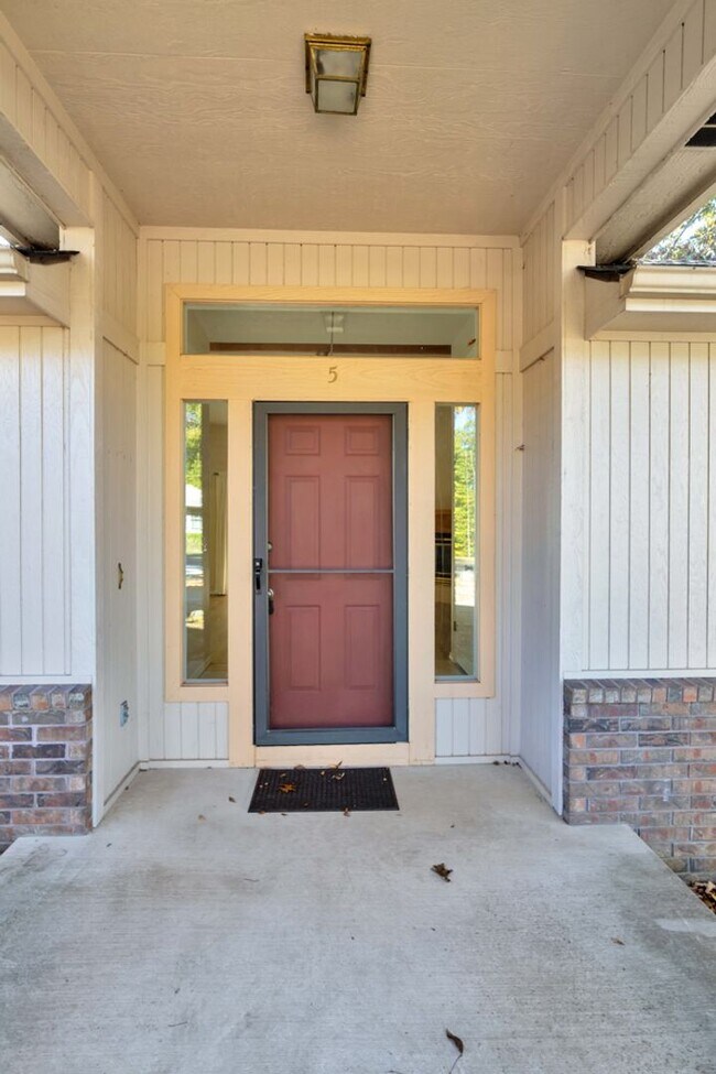 Building Photo - Beautiful 3-bedroom 2 bath Home in Bella Vista!