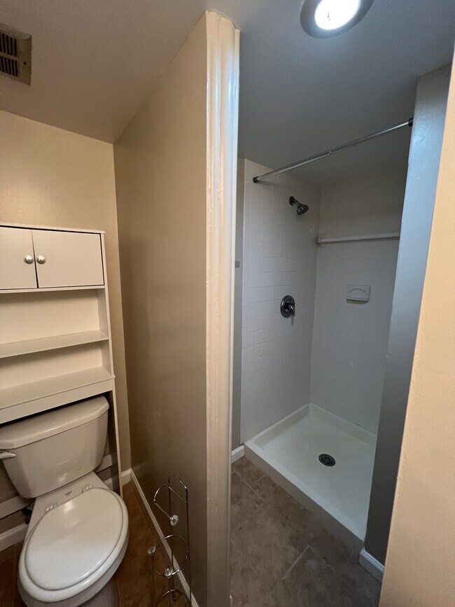 Building Photo - 2828 Lafora Ct