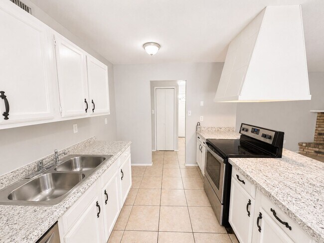 Building Photo - 3 Bedroom Single Family Home for rent  in Allen!