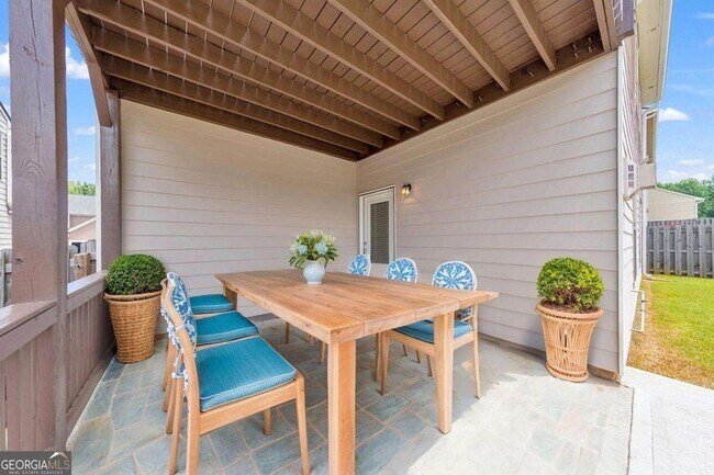 Building Photo - 4990 Brierstone Dr