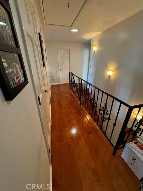 Building Photo - 1083 E Elmwood Ave