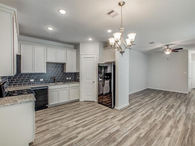 Building Photo - 12646 Alta Vista