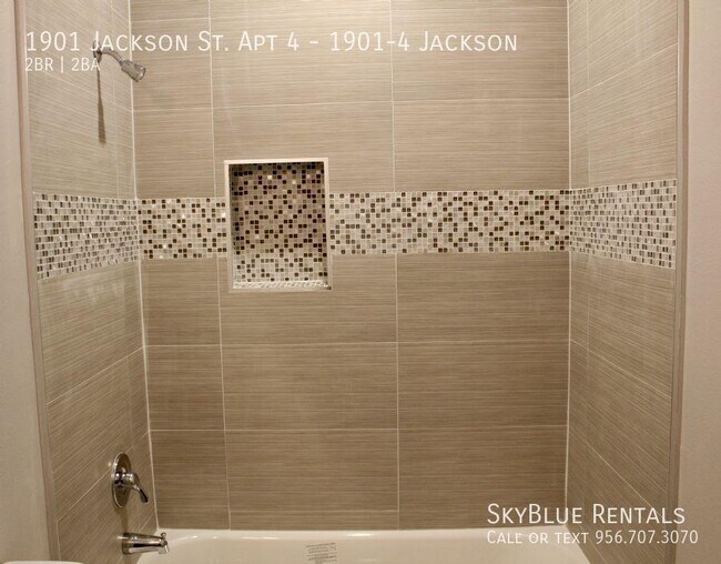 Building Photo - 1901 Jackson St