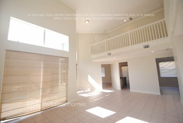 Building Photo - 5700 NW 62nd Manor