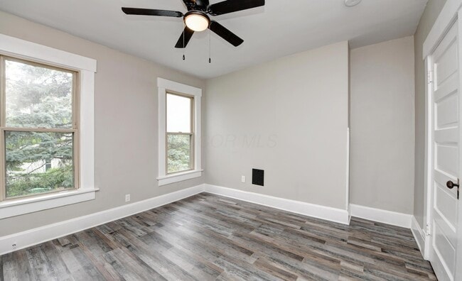 Building Photo - 1050 Oak St